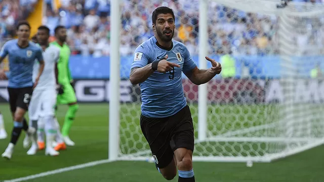 Luis Suárez puso adelante a Uruguay por 1-0 sobre Arabia Saudita