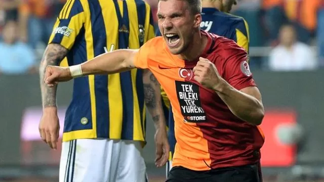 Lukas Podolski dio al Galatasaray su título 17 de Copa de Turquía