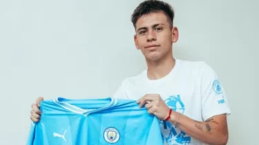 Claudio &#39;Diablito&#39; Echeverri, atacante argentino de 18 años. | Foto: @ManCity