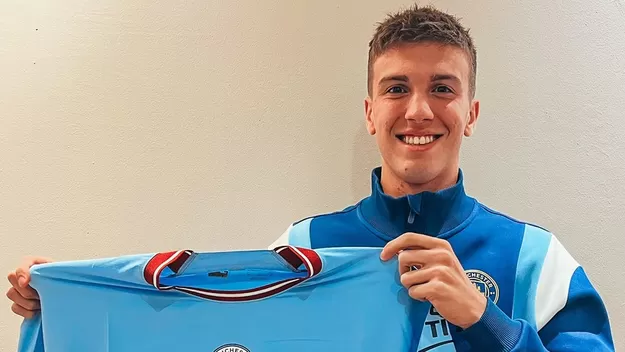 Manchester City fichó al argentino Máximo Perrone de 20 años