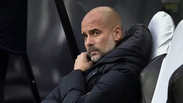 Manchester City: Pep Guardiola dio positivo al covid-19