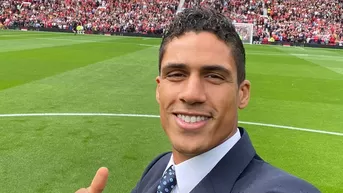 Manchester United presentó a Varane en Old Trafford: Aquí los detalles del fichaje