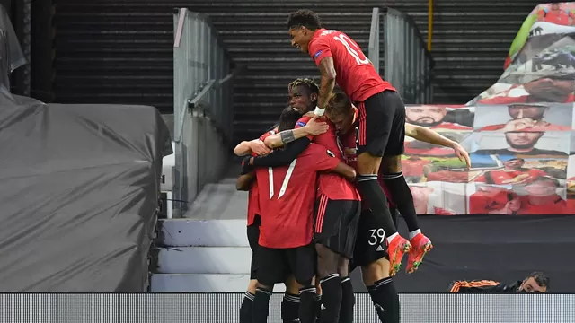 Manchester United venció 6-2 a la Roma en la ida de las semifinales de Europa League