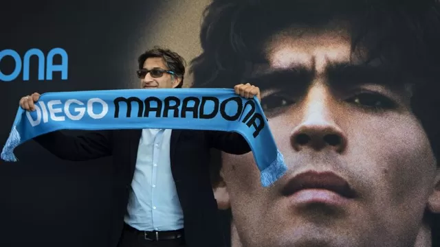 Diego Maradona fue anunciado hoy como nuevo entrenador de Gimnasia y Esgrima | Foto: AFP.
