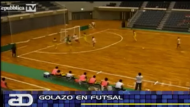 Maravilla en futsal: 'huacha', 'lambreta' con sombrero al arquero y gol