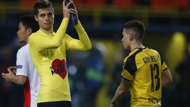 Borussia Dortmund: jugadores le dedicaron victoria a Marc Bartra-foto-2