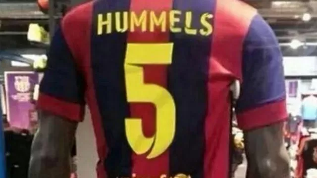 ¿Mats Hummels al Barcelona? Venden camisetas con el apellido del alemán