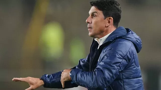 Mauricio Larriera, entrenador uruguayo de 53 años. | Foto: Liga 1