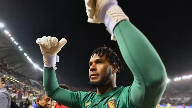 Melgar: Carlos Cáceda fue felicitado y elogiado por seleccionados