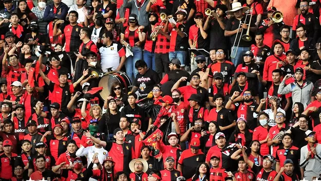 Melgar puso a la venta paquetes para que hinchas acompañen al equipo en Quito