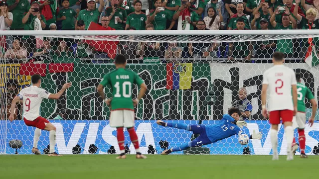 Memo Ochoa héroe en el empate entre México y Polonia 