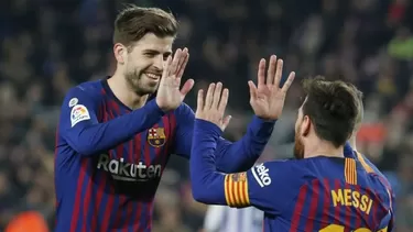 Piqué se queda con Messi | Foto: AFP.