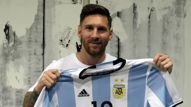 Messi confirmó que seguirá jugando por la selección argentina-foto-1