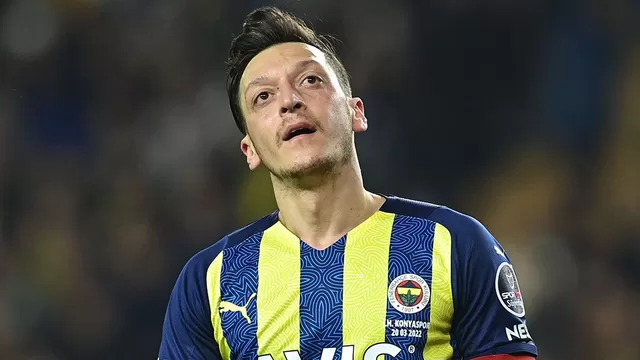Mesut Özil rescindió contrato de mutuo acuerdo con el Fenerbahce de Turquía