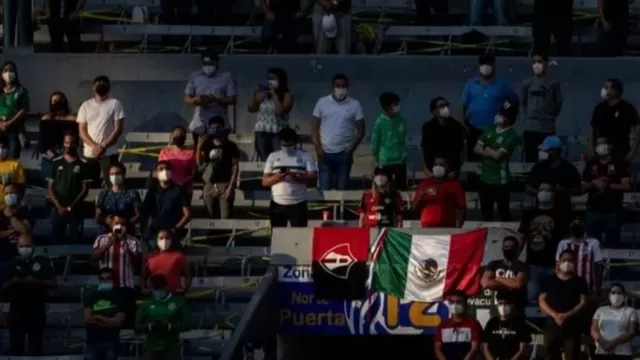 México: Hinchas aztecas vuelven a lanzar grito homofóbico castigado por FIFA