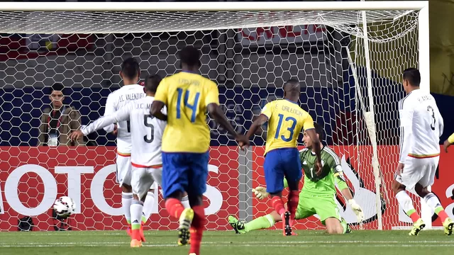 México vs. Ecuador por el Grupo A de la Copa América Chile 2015 (AFP)-foto-9
