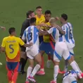 Miguel Borja y Leando Paredes casi se van a las manos en el Argentina vs Colombia