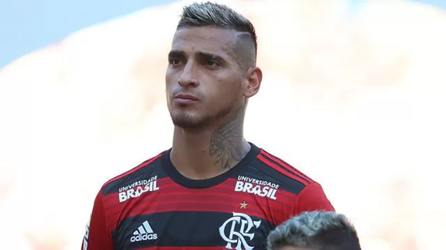 Miguel Trauco quiere salir de Flamengo. | Foto: EFE