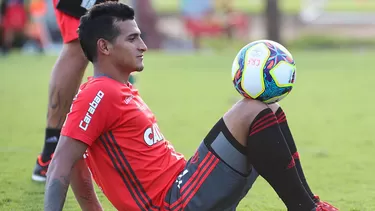 Miguel Trauco: Sevilla y Olympique interesados en el lateral peruano