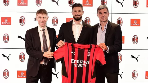Milan oficializó la contratación del delantero francés Olivier Giroud