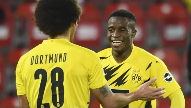 Moukoko se convirtió en el goleador más joven de la historia de Bundesliga