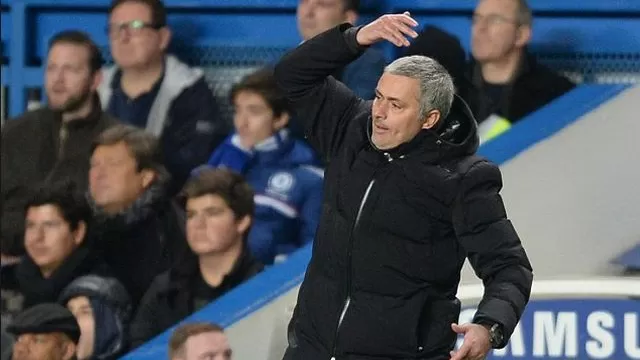 Mourinho admitió interés del Chelsea por Fábregas