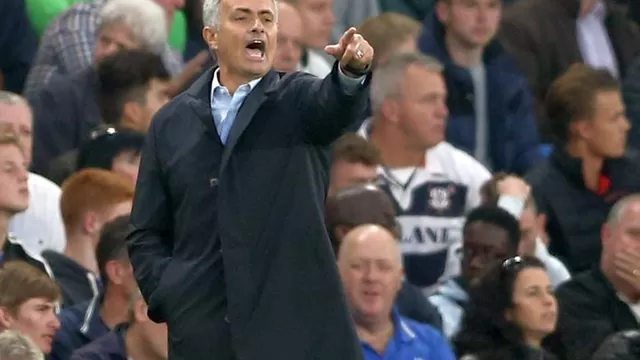 Mourinho una vez m&amp;aacute;s fue sancionado (Foto. AFP)