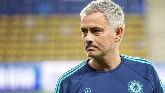 Mourinho busca renovar plantel del Chelsea (Foto: AFP)