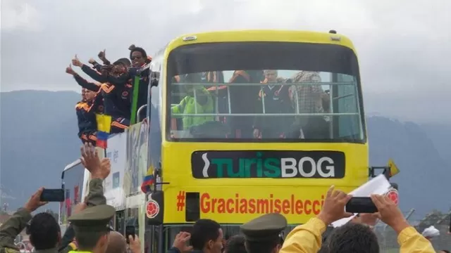 Multitudinaria fiesta en Bogotá en recibimiento a seleccionados de Colombia-foto-3