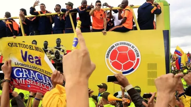 Multitudinaria fiesta en Bogotá en recibimiento a seleccionados de Colombia-foto-4