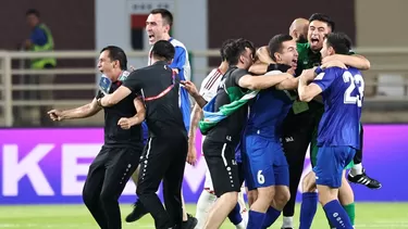 Uzbekistán hizo historia al clasificar por primera vez a una Copa del Mundo que será el Mundial 2026. | Foto: AFP