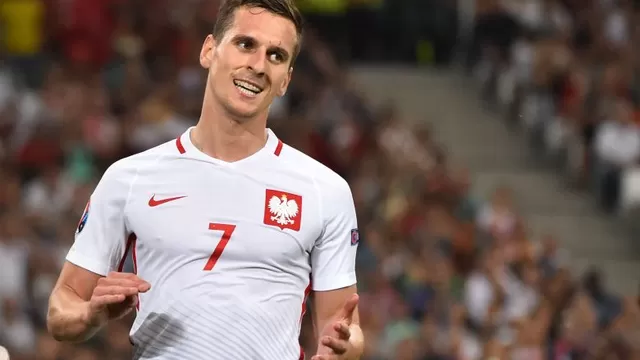 Napoli fichó al polaco Milik del Ajax para sustituir a Gonzalo Higuaín