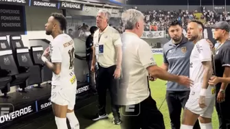 Neymar protagonizó un tenso momento con hincha de Santos luego del empate contra Deportivo Recoleta / X 