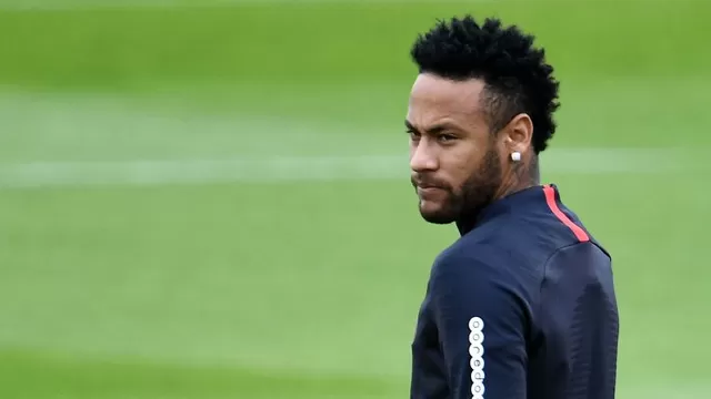 Según éste medio, Neymar ha renunciado por ahora a retornar al Barcelona. | Foto: AFP