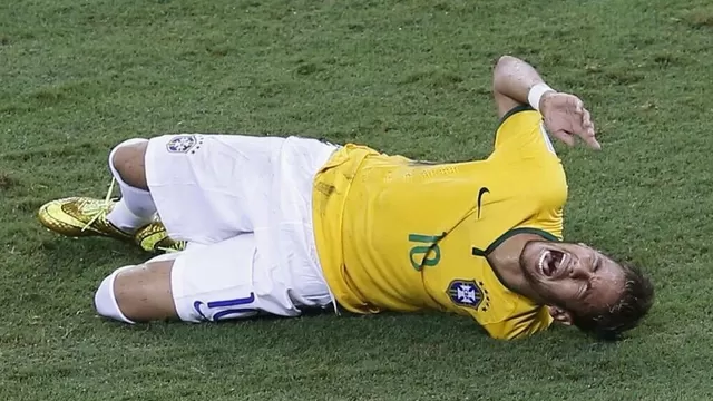 Neymar queda fuera del Mundial por fractura en tercera vértebra lumbar
