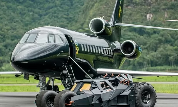 Entre sus bienes más preciados, Neymar también cuenta con un lujoso jet privado. Entre sus bienes más preciados, Neymar también cuenta con un lujoso jet privado.