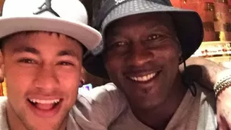 Neymar y su felicidad por cumplir sueño de conocer a Michael Jordan