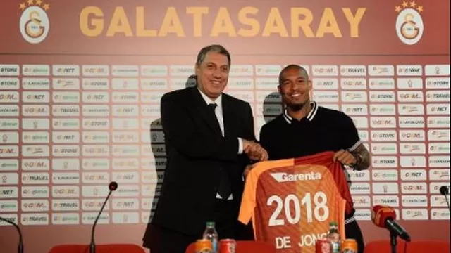 Nigel de Jong dejó los Galaxy tras seis meses y jugará en Galatasaray