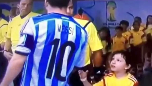 Niño guatemalteco que Lionel Messi no saludó volvió a su país