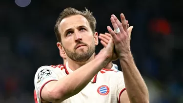 No pudo festejar Harry Kane: Leipzig le empató al Bayern Munich en el último minuto y tendrá que esperar. | Foto: AFP