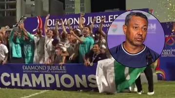 Nolberto Solano hace historia y saca campeón a Pakistán