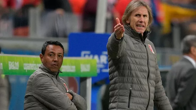 Nolberto Solano trabajó con Ricardo Gareca en la selección de Perú. | Foto: AFP