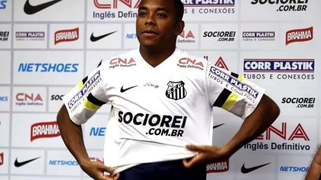 Oficial: Robinho jugará por tercera vez en el Santos