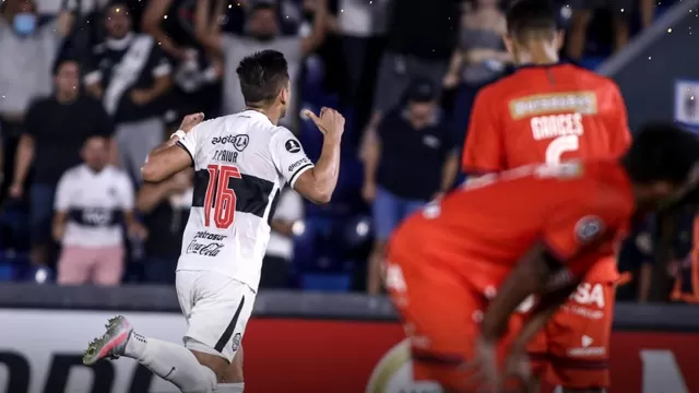 César Vallejo cayó 2-0 ante Olimpia y se despidió de la Copa Libertadores