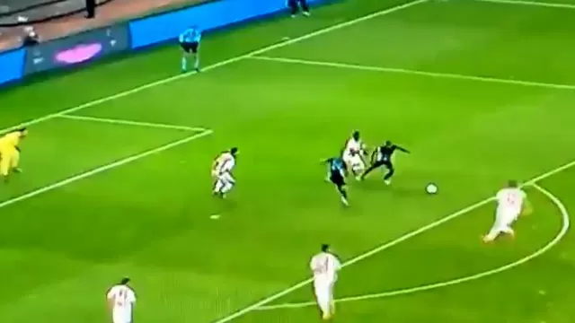 Olympiacos vs. Arsenal: Joel Campbell y un genial pase-gol a Giroud