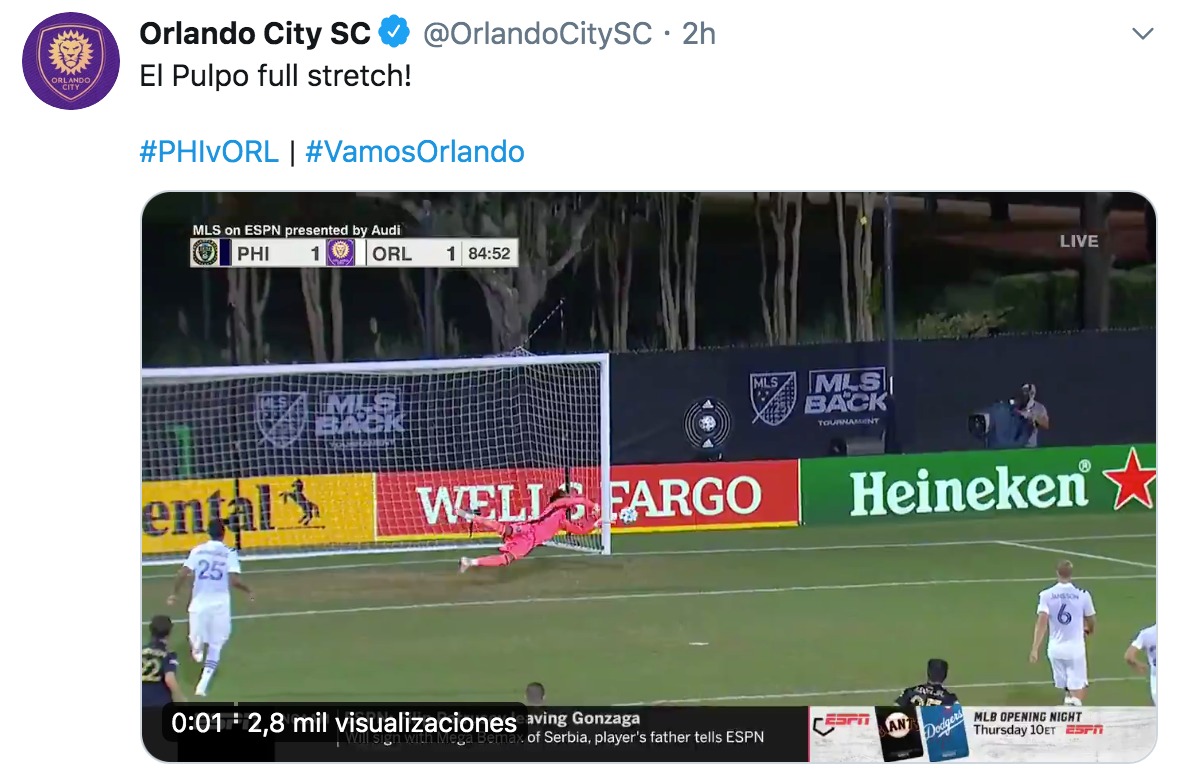 Orlando City celebró la atajada en Twitter.