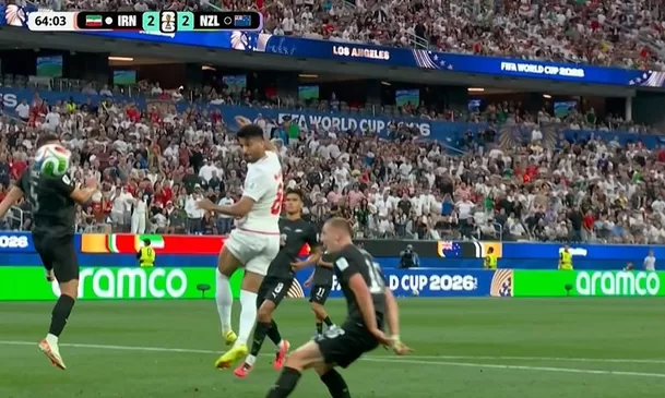 Así fue el gol del empate de Irán. 