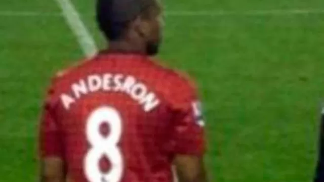 Otros errores del Manchester United en camisetas de sus jugadores-foto-1