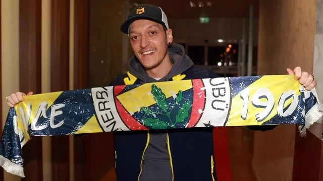 Mesut Özil, mediocampista alemán de 32 años. | Video: YouTube