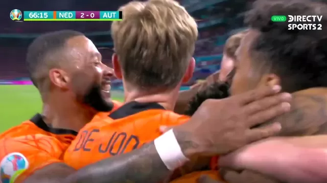En una gran jugada colectiva, Países Bajos amplió la cuenta en el Johan Cruyff Arena. | Video: Direc TV